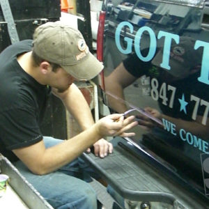 handpainting pinstriping a pick up truck